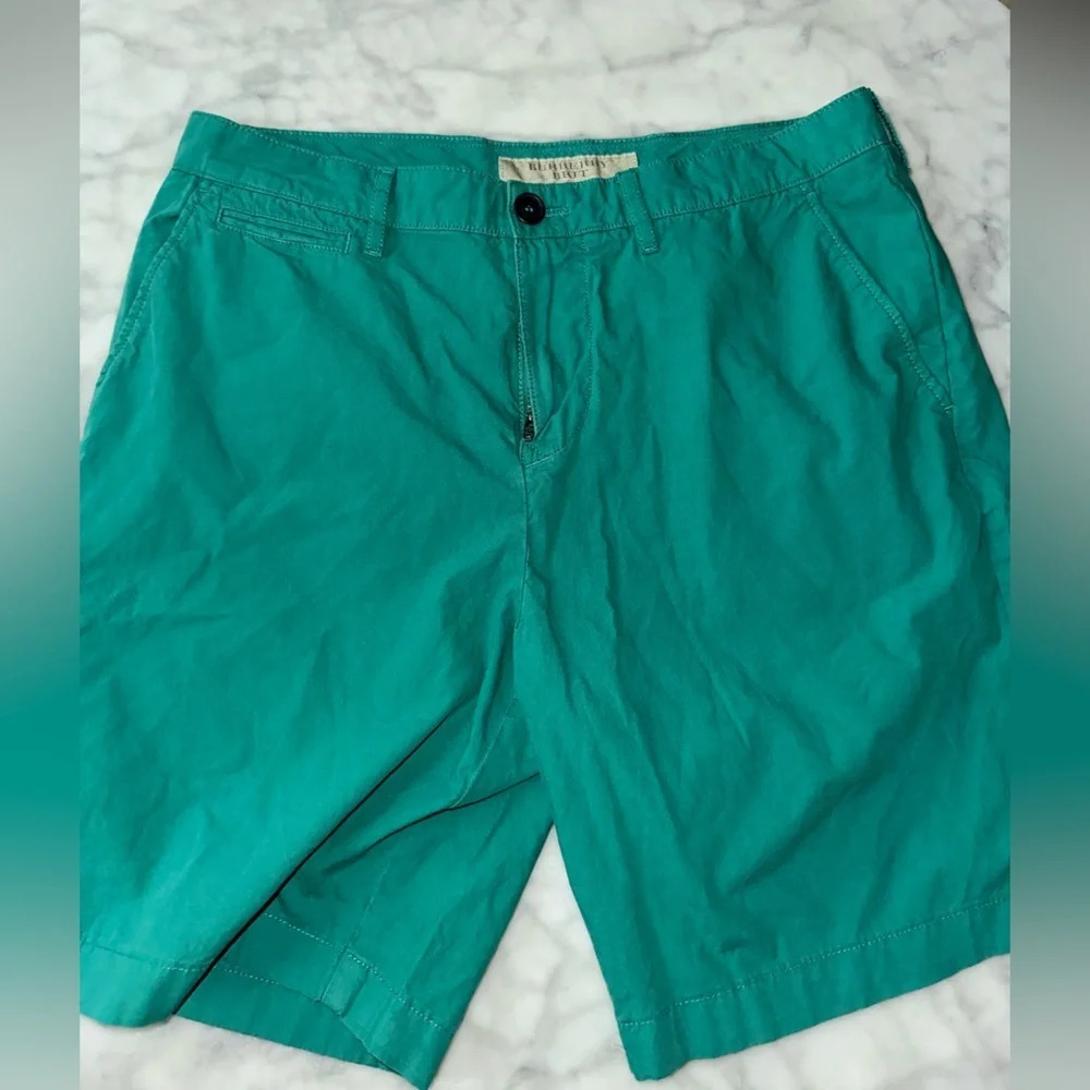 Burberry Men Brit Shorts (30W) 8Inch Khaki Green Shorts